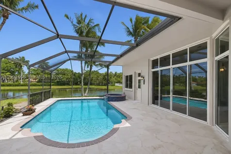 3038 Lakewood Drive Weston FL 33332