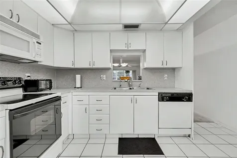 2304 Lucaya Lane Coconut Creek FL 33066