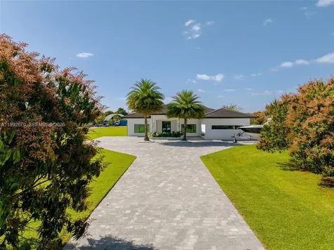 17950 SW 192nd Street Miami FL 33187