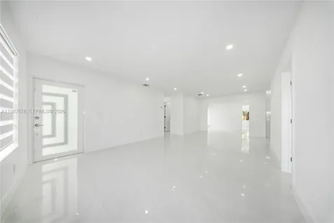 17860 SW 110th Court Miami FL 33157