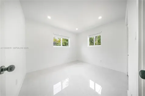 17860 SW 110th Court Miami FL 33157