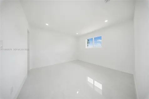 17860 SW 110th Court Miami FL 33157