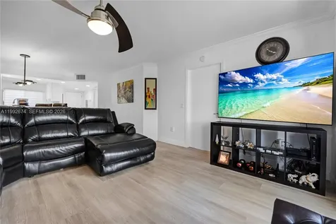 850 SW 138th Avenue Pembroke Pines FL 33027