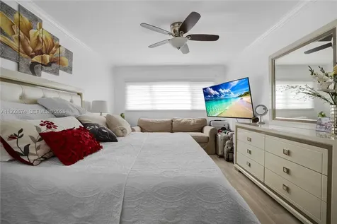 850 SW 138th Avenue Pembroke Pines FL 33027