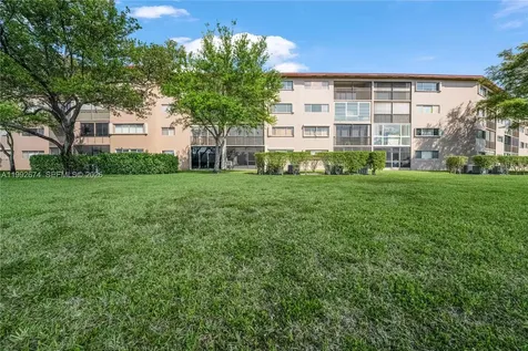 850 SW 138th Avenue Pembroke Pines FL 33027