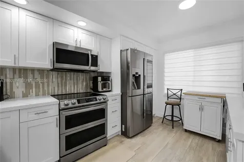 850 SW 138th Avenue Pembroke Pines FL 33027