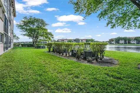 850 SW 138th Avenue Pembroke Pines FL 33027