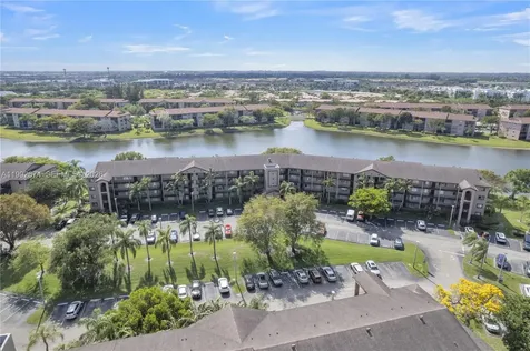 850 SW 138th Avenue Pembroke Pines FL 33027