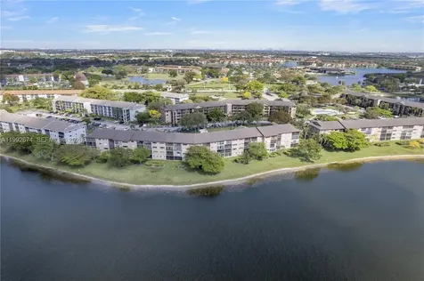 850 SW 138th Avenue Pembroke Pines FL 33027
