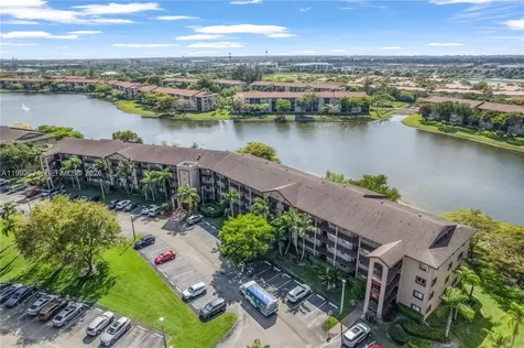 850 SW 138th Avenue Pembroke Pines FL 33027