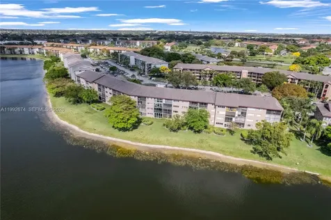 850 SW 138th Avenue Pembroke Pines FL 33027