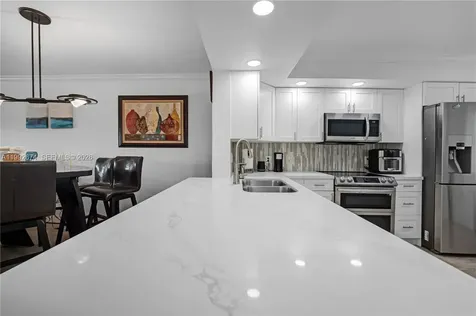 850 SW 138th Avenue Pembroke Pines FL 33027