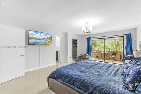 8920 Palm Tree Lane Pembroke Pines FL 33024