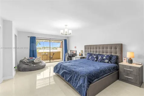 8920 Palm Tree Lane Pembroke Pines FL 33024