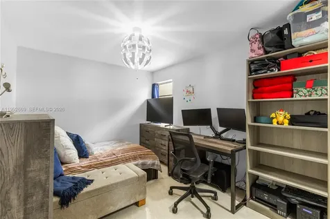 8920 Palm Tree Lane Pembroke Pines FL 33024