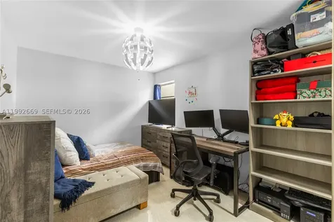 8920 Palm Tree Lane Pembroke Pines FL 33024