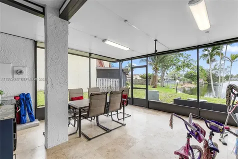 8920 Palm Tree Lane Pembroke Pines FL 33024