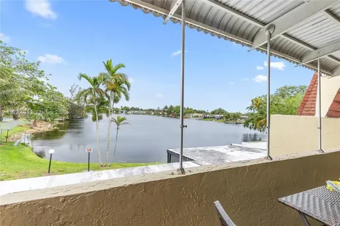 8920 Palm Tree Lane Pembroke Pines FL 33024