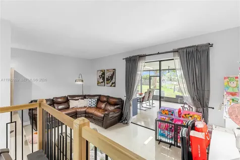 8920 Palm Tree Lane Pembroke Pines FL 33024