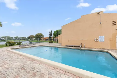8920 Palm Tree Lane Pembroke Pines FL 33024