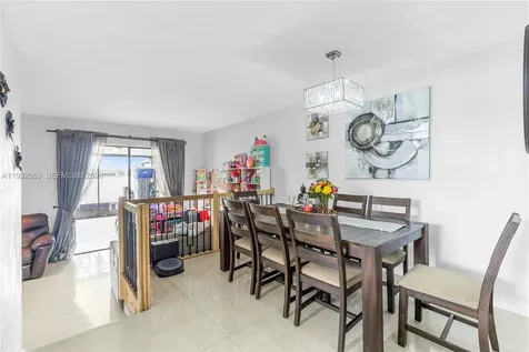 8920 Palm Tree Lane Pembroke Pines FL 33024