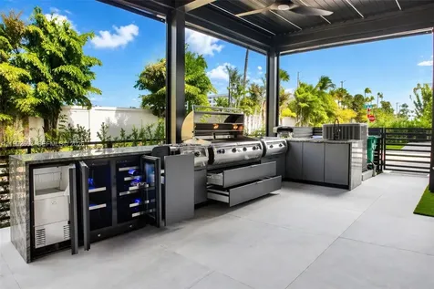 8002 NW 43rd Street Doral FL 33166