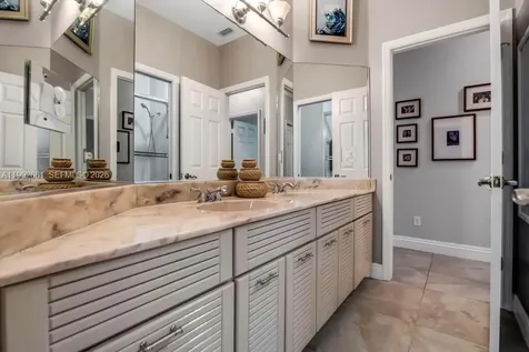 343 Coconut Circle Weston FL 33326
