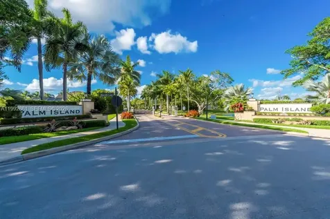 343 Coconut Circle Weston FL 33326