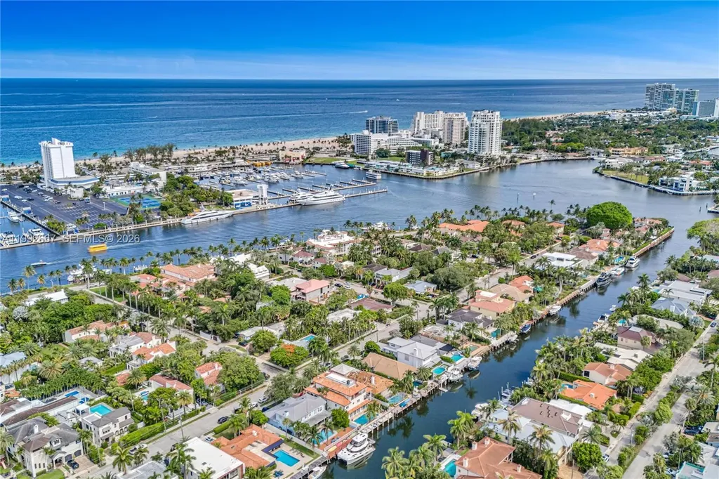 625 Poinciana Fort Lauderdale FL 33301