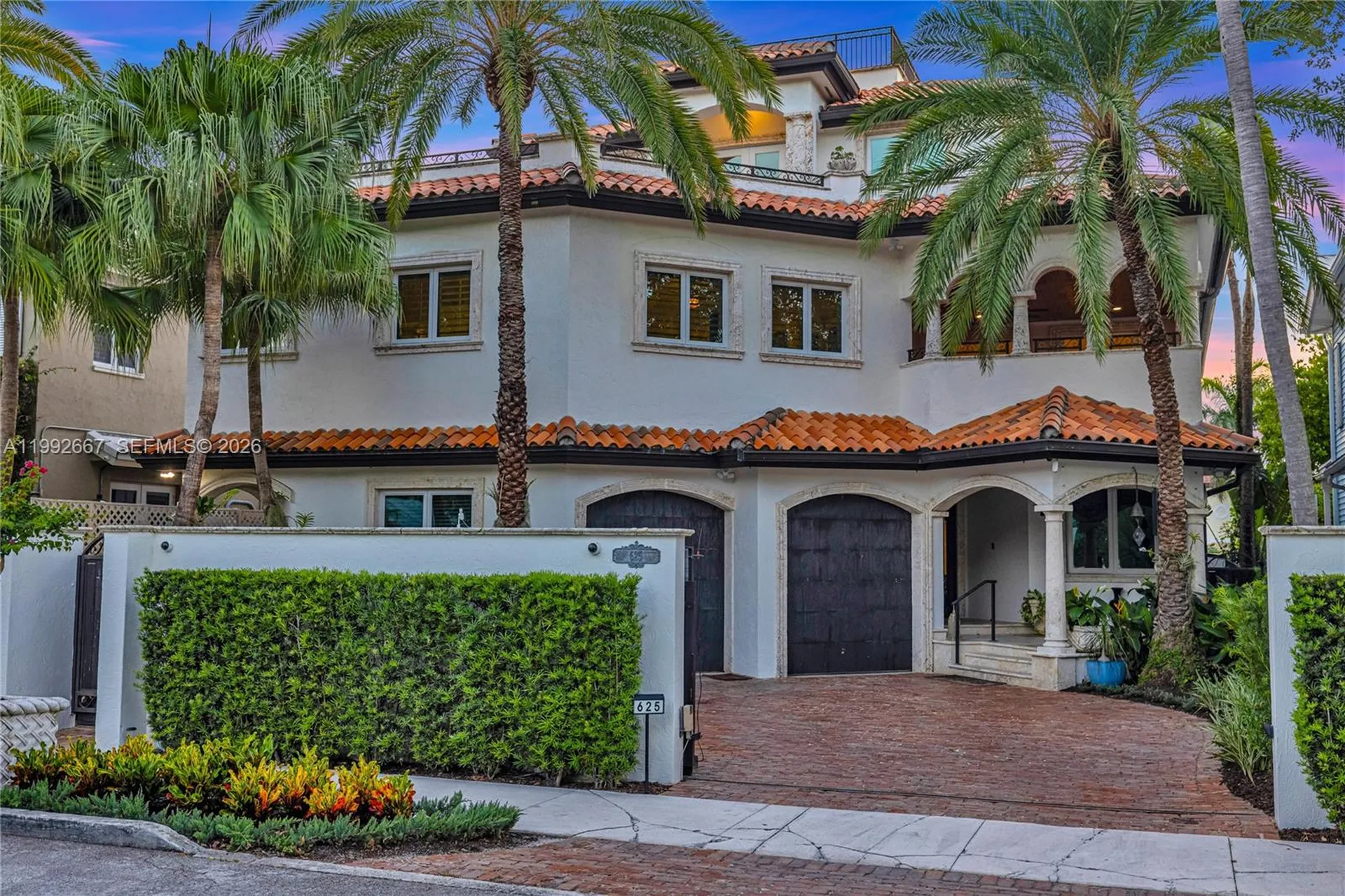 625 Poinciana Fort Lauderdale FL 33301