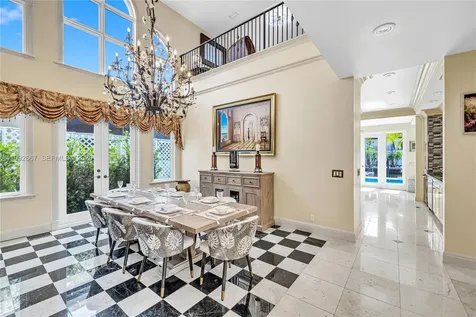 625 Poinciana Fort Lauderdale FL 33301
