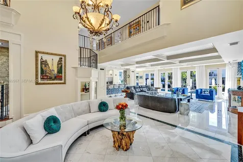 625 Poinciana Fort Lauderdale FL 33301