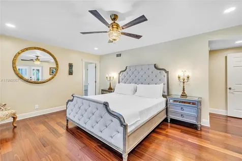 625 Poinciana Fort Lauderdale FL 33301