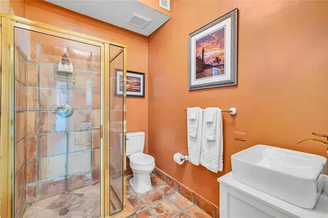 625 Poinciana Fort Lauderdale FL 33301