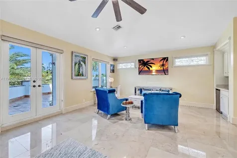 625 Poinciana Fort Lauderdale FL 33301