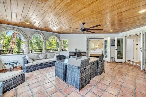 625 Poinciana Fort Lauderdale FL 33301
