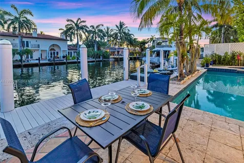 625 Poinciana Fort Lauderdale FL 33301