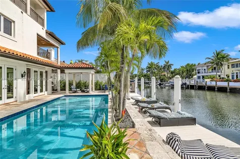 625 Poinciana Fort Lauderdale FL 33301