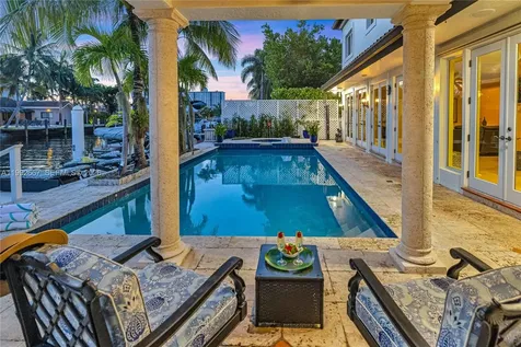 625 Poinciana Fort Lauderdale FL 33301