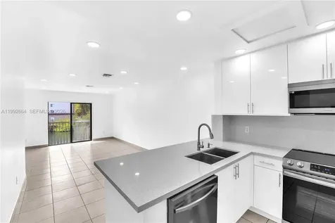 7668 SW 152nd Avenue Miami FL 33193