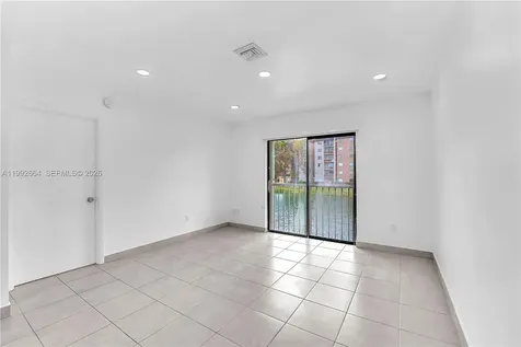 7668 SW 152nd Avenue Miami FL 33193