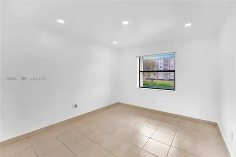 7668 SW 152nd Avenue Miami FL 33193