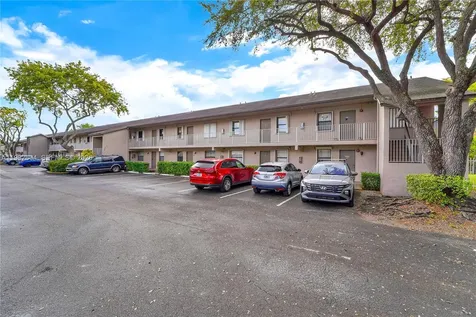 7668 SW 152nd Avenue Miami FL 33193