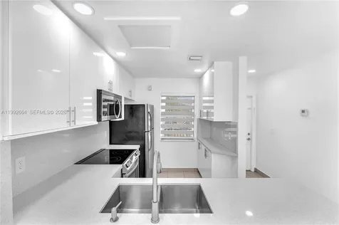 7668 SW 152nd Avenue Miami FL 33193