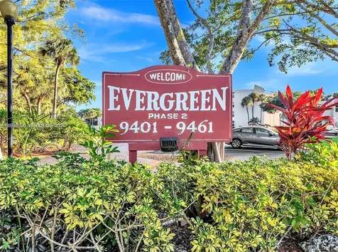 9421 Evergreen Place Davie FL 33324