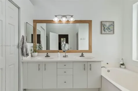 1784 Aspen Lane Weston FL 33327