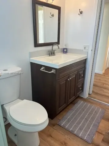 7900 Tatum Waterway Drive Miami Beach FL 33141