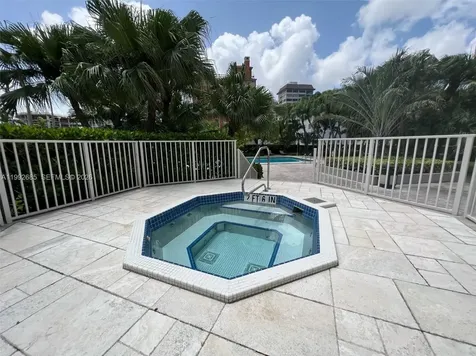 625 Biltmore Way Coral Gables FL 33134