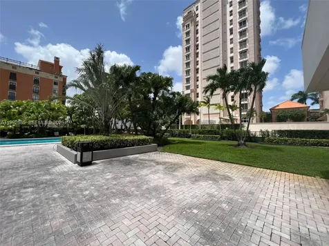 625 Biltmore Way Coral Gables FL 33134