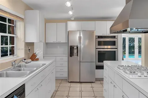 5309 Alton Road Miami Beach FL 33140